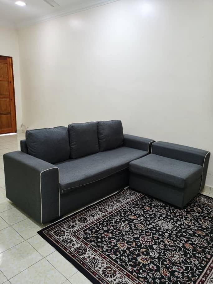 Homestay Che Wan Kuantan Luaran gambar